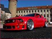 1:18 Tuning Ford Mustang Roush RED Edition + HMC BBS LM Echtalu-Felgen = RAR+OVP